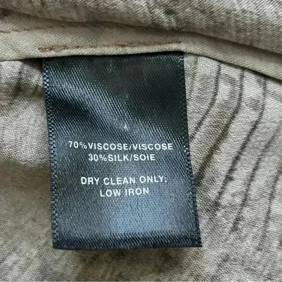 Lafayette 148 New York Long Sleeve Button Down Top - Picture 6 of 10